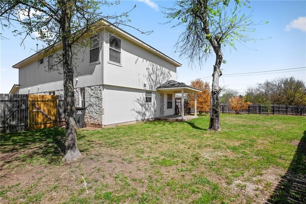 1825 Golden Sunrise Lane Pflugerville, TX 78660