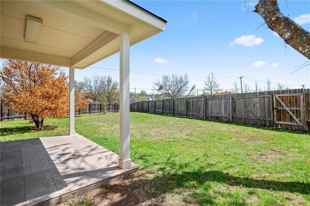 1825 Golden Sunrise Lane Pflugerville, TX 78660