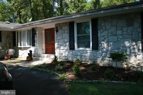 82 MINNICK ROAD