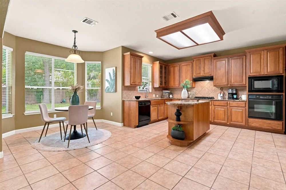 1116 Canyon Maple Road Pflugerville, TX 78660