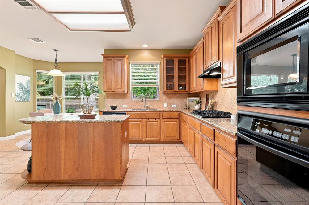 1116 Canyon Maple Road Pflugerville, TX 78660