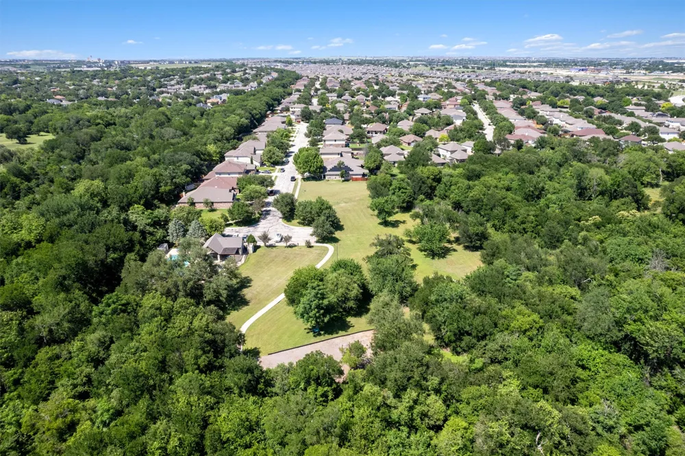 1049 Regency Lane Round Rock, TX 78665