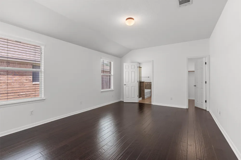 1049 Regency Lane Round Rock, TX 78665