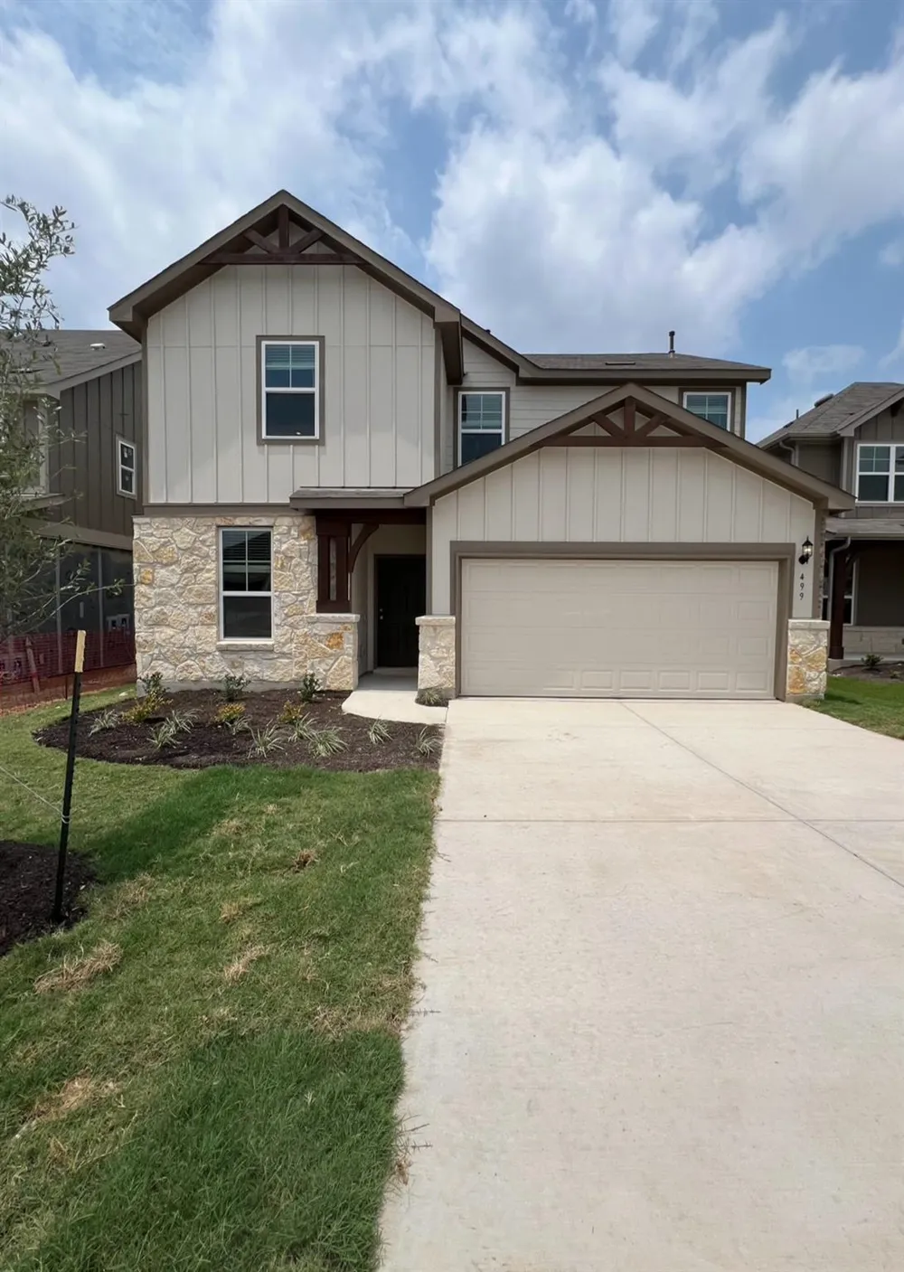 499 Tree Nut Loop Buda, TX 78610