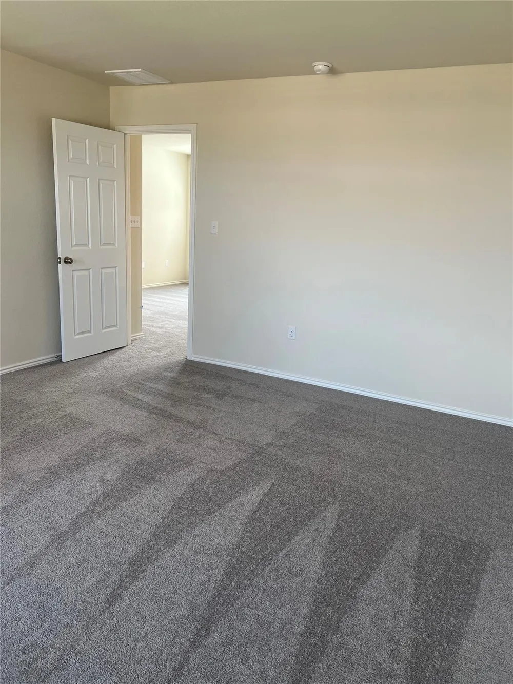 499 Tree Nut Loop Buda, TX 78610