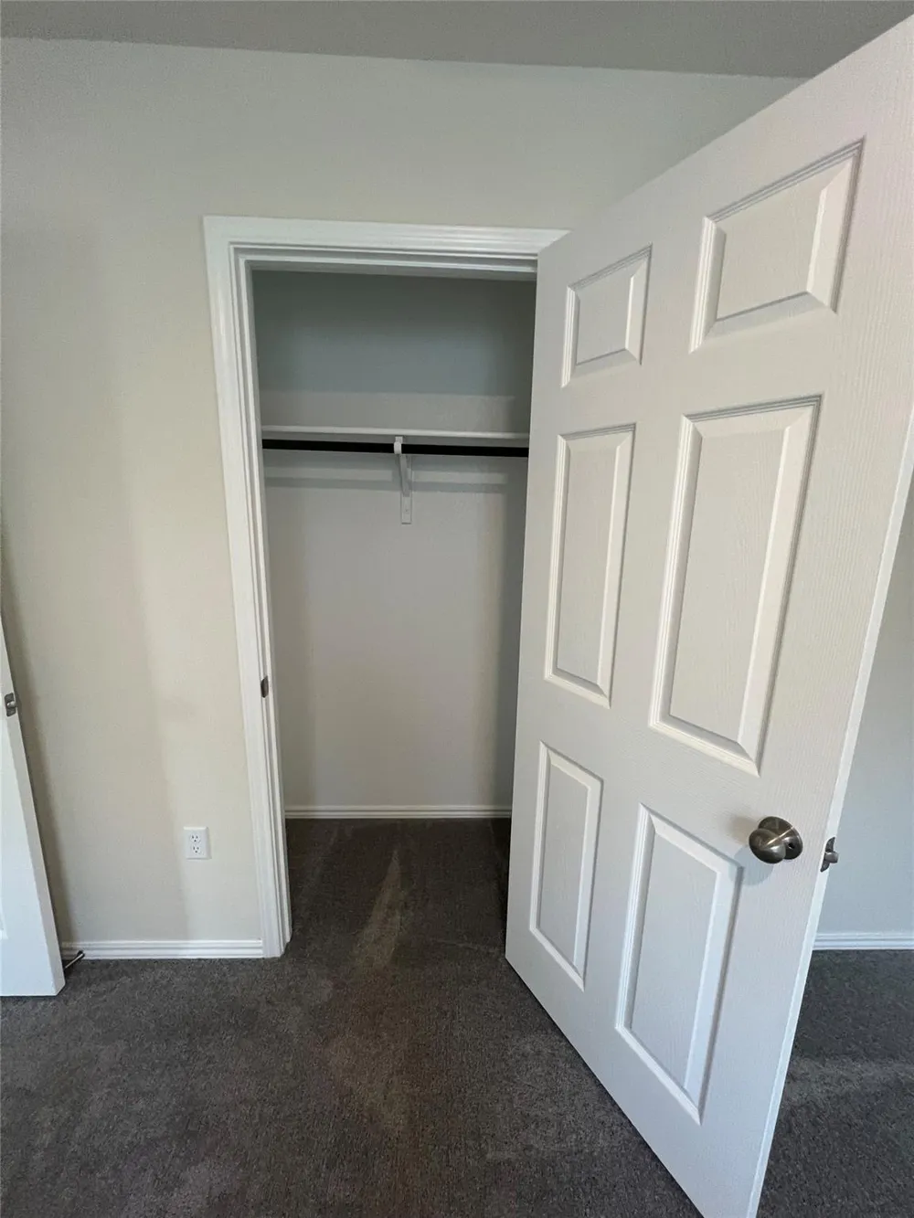 499 Tree Nut Loop Buda, TX 78610