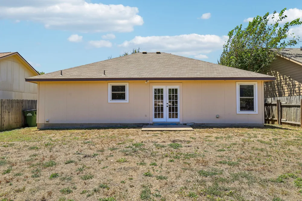 224 Copper Lane Jarrell, TX 76537