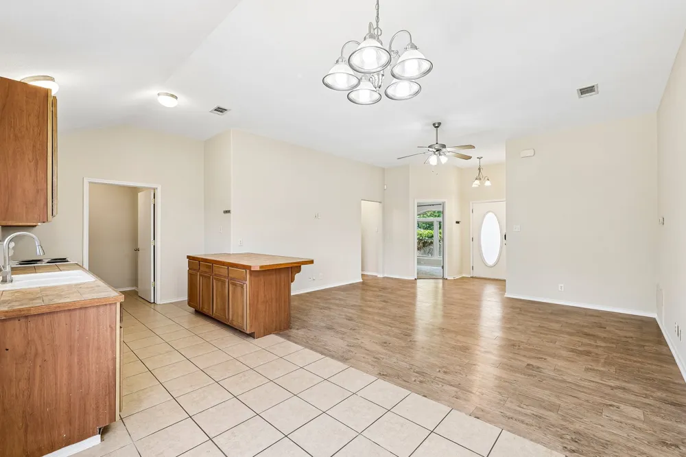 224 Copper Lane Jarrell, TX 76537