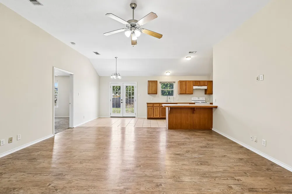 224 Copper Lane Jarrell, TX 76537