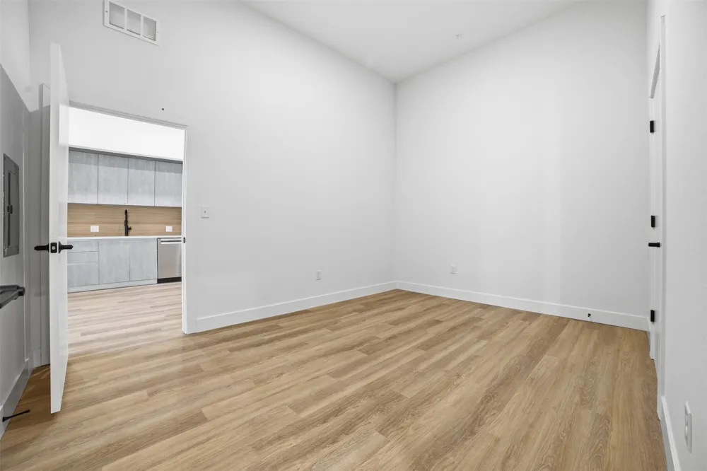 4315 S Congress Avenue #105 Austin, TX 78745