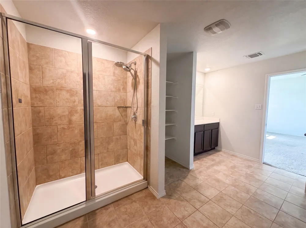 233 Atwood Loop Jarrell, TX 76537