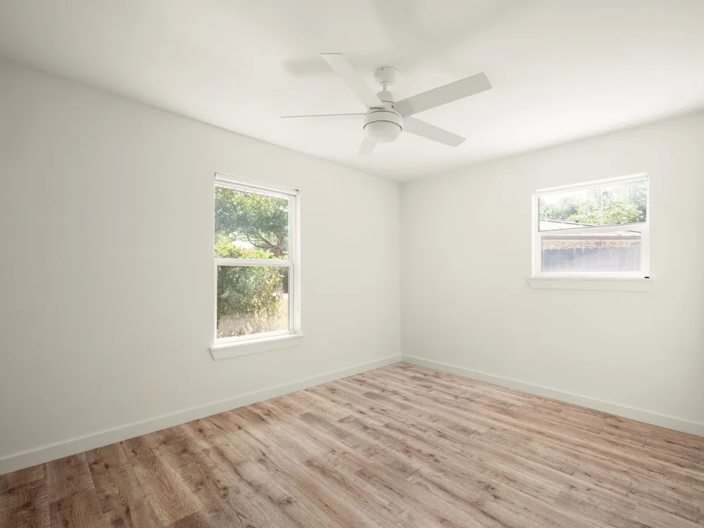 3009 Val Drive Austin, TX 78723