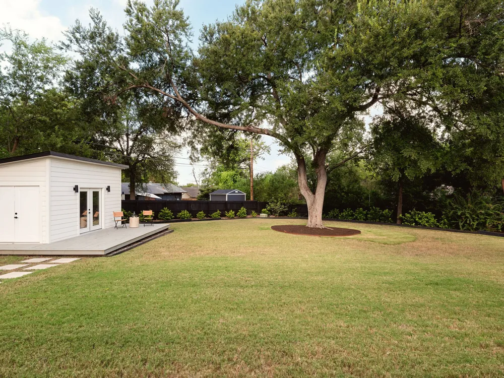 3009 Val Drive Austin, TX 78723