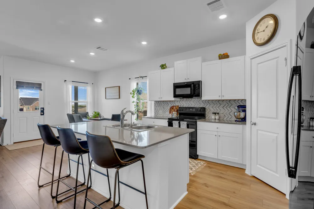 204 Lone Cedar Road Marble Falls, TX 78654