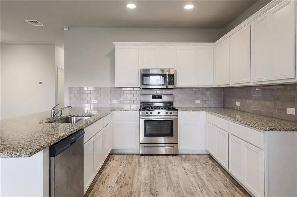 2920 Bridekirk Drive Round Rock, TX 78664