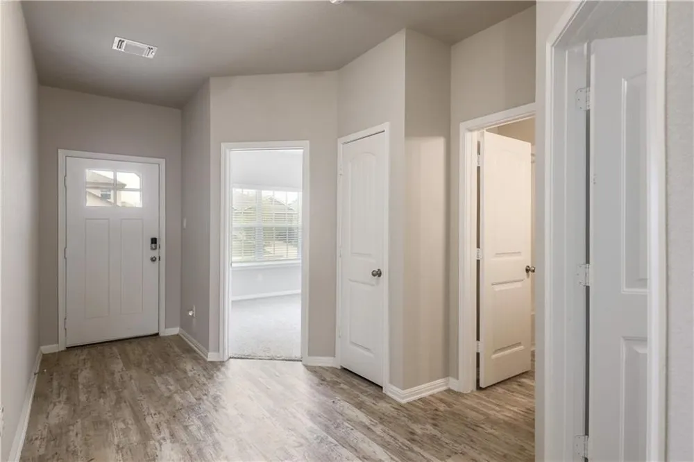 2920 Bridekirk Drive Round Rock, TX 78664