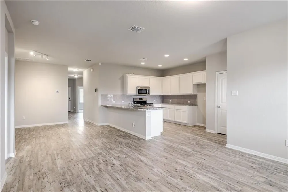 2920 Bridekirk Drive Round Rock, TX 78664