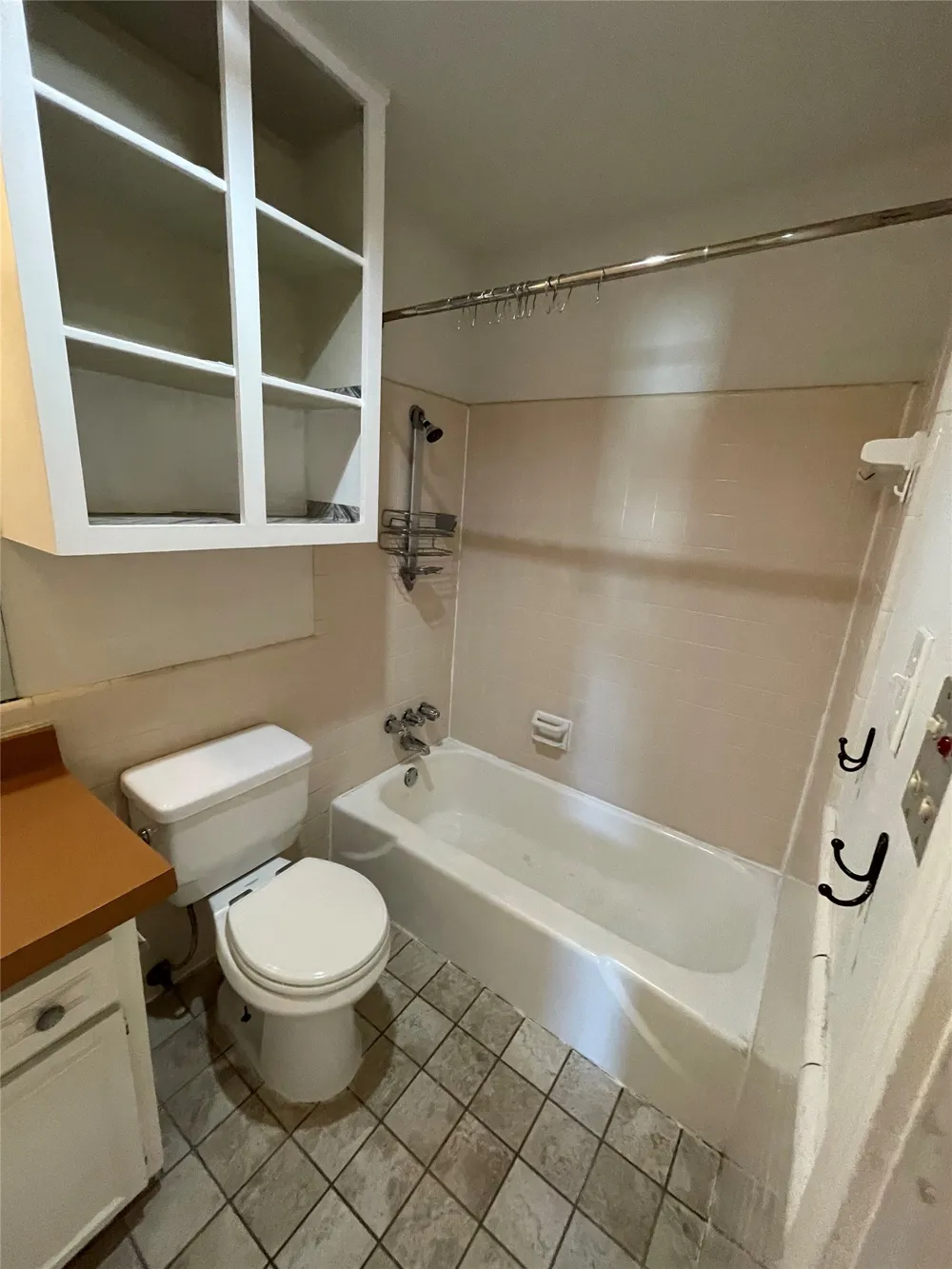 2404 Longview Street #204 Austin, TX 78705