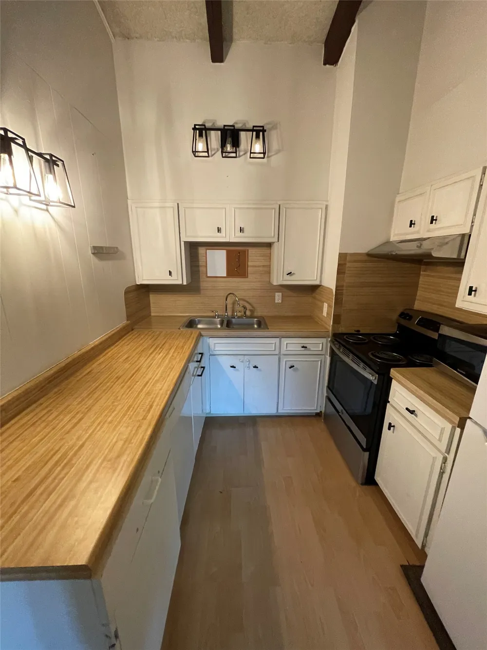 2404 Longview Street #204 Austin, TX 78705