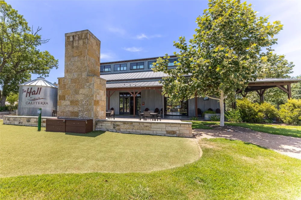 638 Bridge Water Loop Dripping Springs, TX 78620