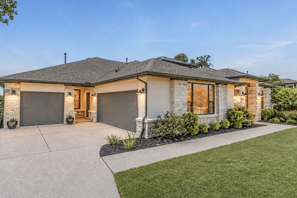 638 Bridge Water Loop Dripping Springs, TX 78620