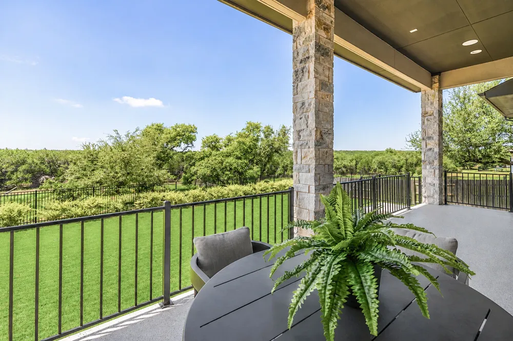 638 Bridge Water Loop Dripping Springs, TX 78620