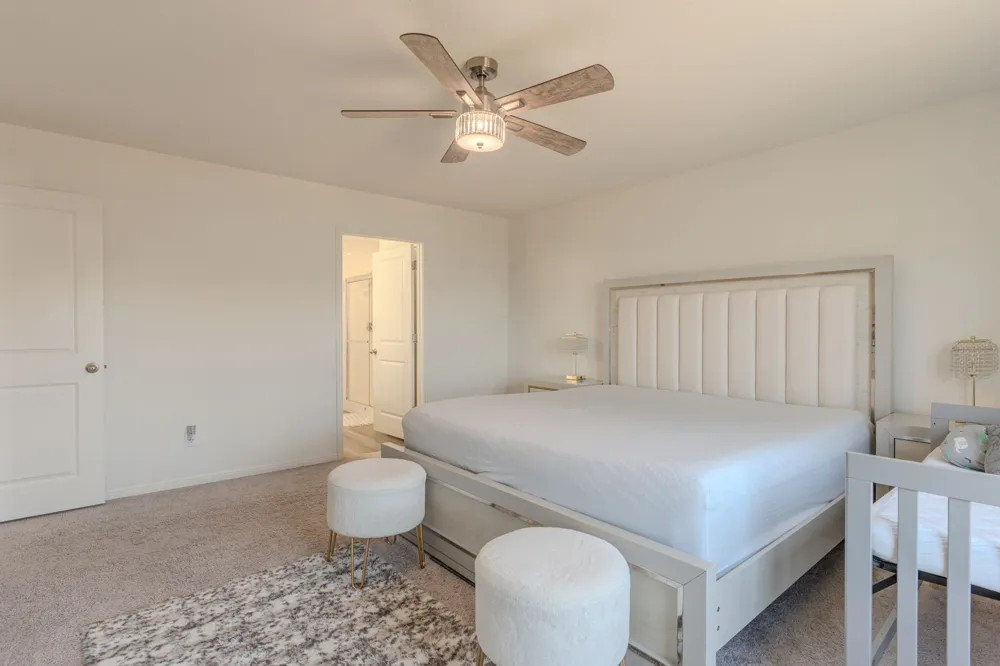 205 Waterbuck Loop Hutto, TX 78634