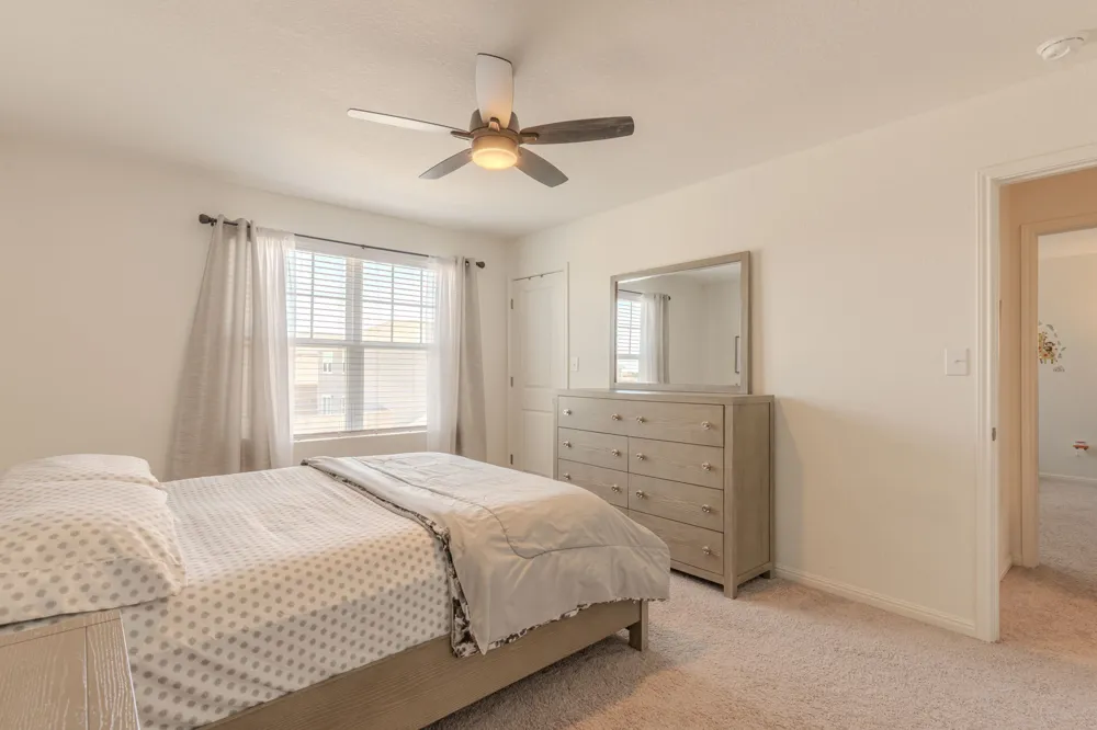 205 Waterbuck Loop Hutto, TX 78634