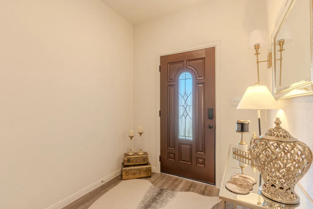 205 Waterbuck Loop Hutto, TX 78634