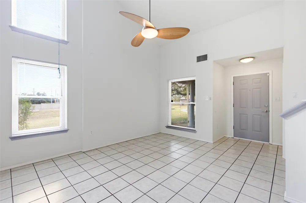 9125 Vigen Circle Austin, TX 78748