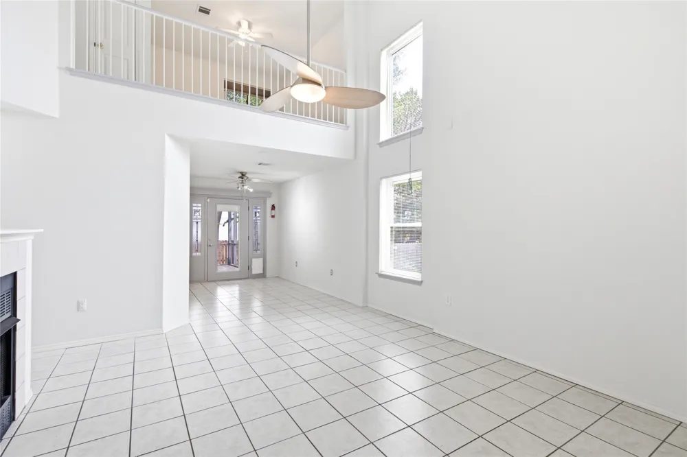 9125 Vigen Circle Austin, TX 78748