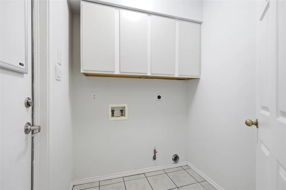 9125 Vigen Circle Austin, TX 78748
