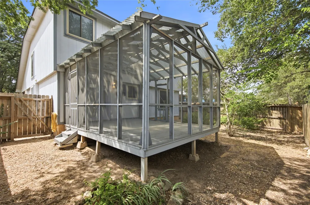9125 Vigen Circle Austin, TX 78748