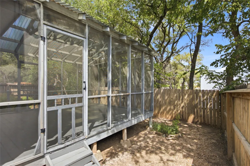 9125 Vigen Circle Austin, TX 78748