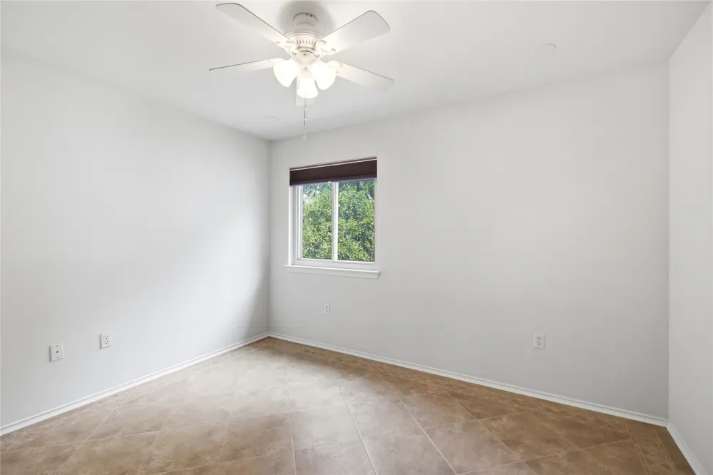 9125 Vigen Circle Austin, TX 78748