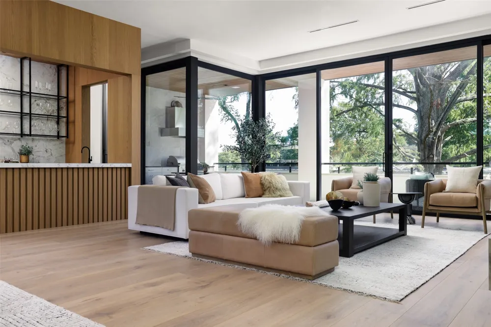2503 Westlake Drive #201 Austin, TX 78746
