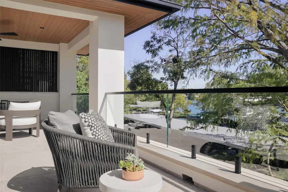 2503 Westlake Drive #201 Austin, TX 78746