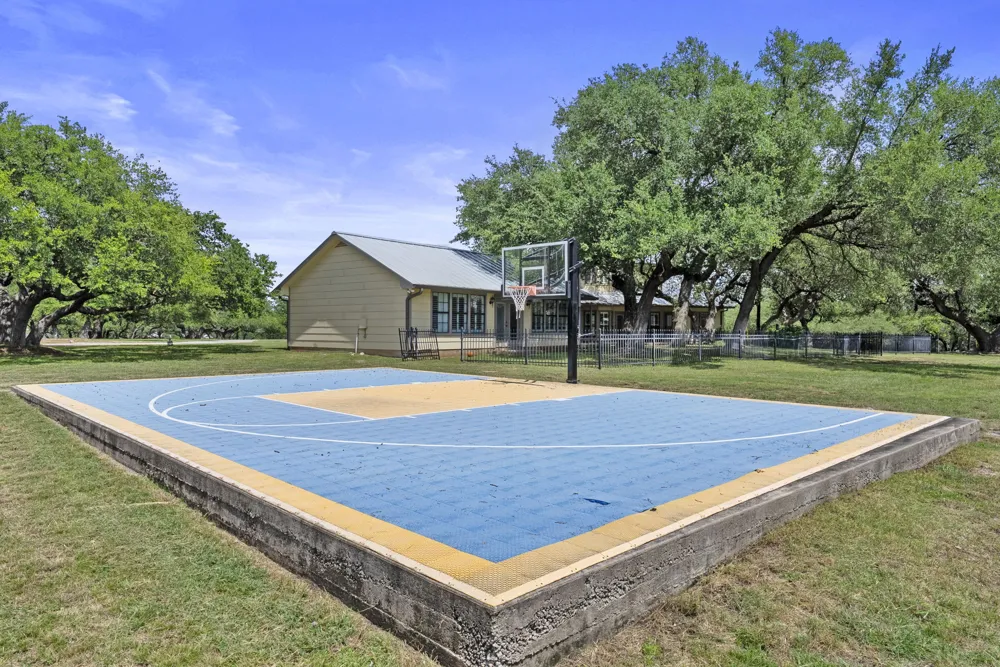 539 Oak Vista Drive Burnet, TX 78611