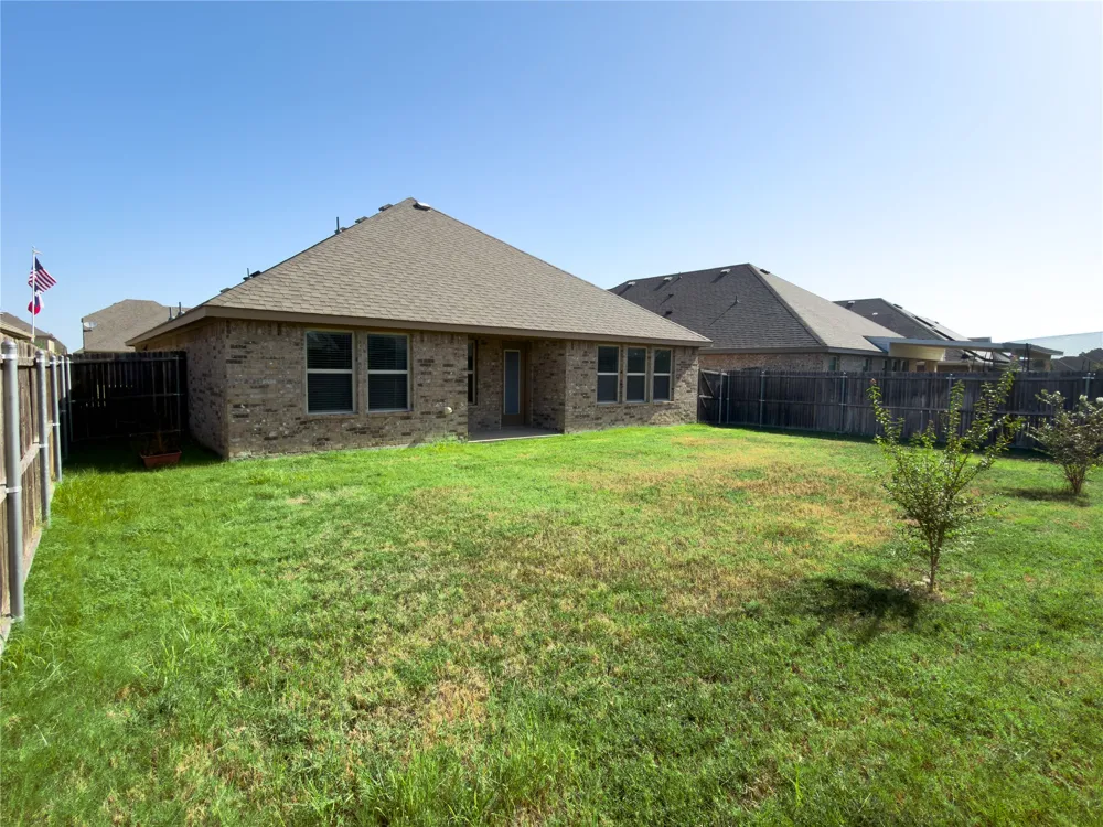 3149 Honeycomb Way Royse City, TX 75189