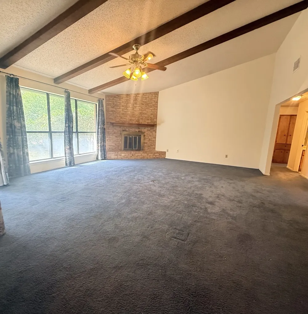 109 Pine Cone Lane Elgin, TX 78621