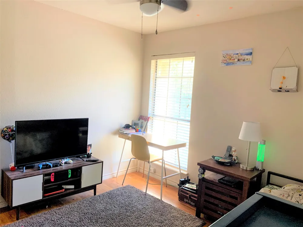 6204 Turtle Point Drive Austin, TX 78746