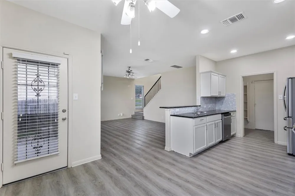 2044 Nestlewood Drive Austin, TX 78754