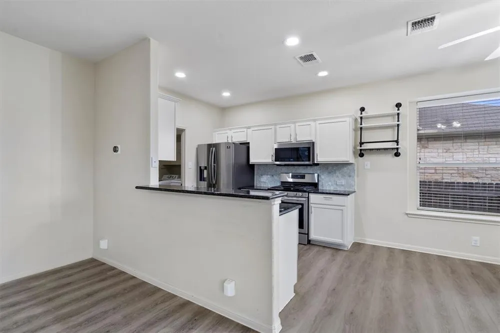 2044 Nestlewood Drive Austin, TX 78754