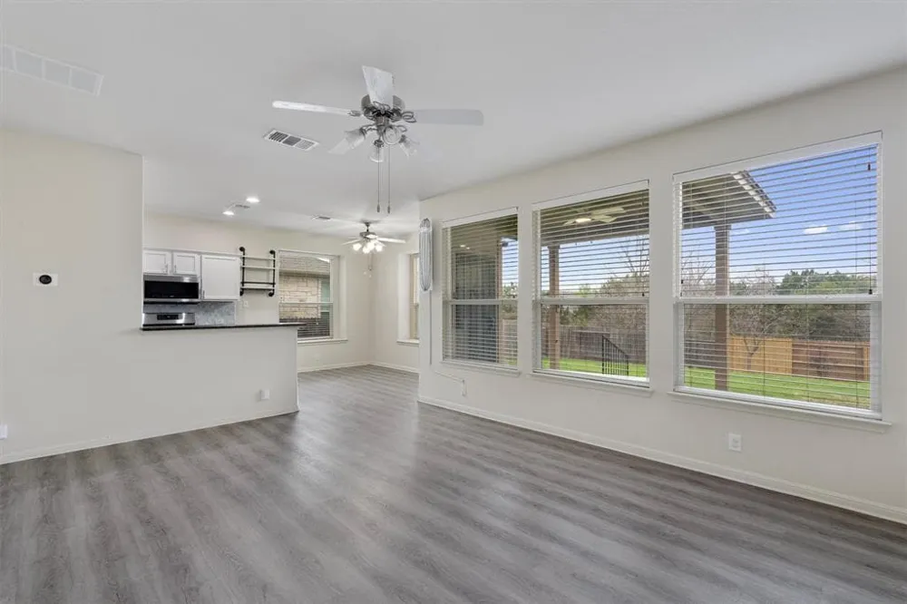 2044 Nestlewood Drive Austin, TX 78754