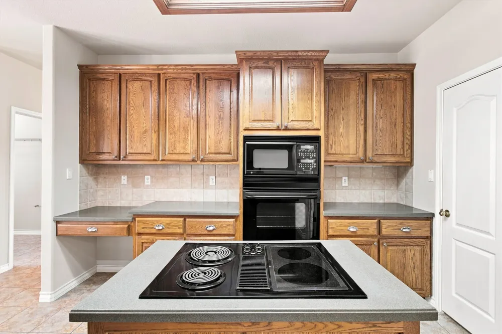 9729 FM 775 Floresville, TX 78114