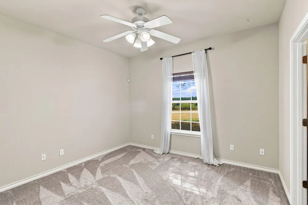 9729 FM 775 Floresville, TX 78114