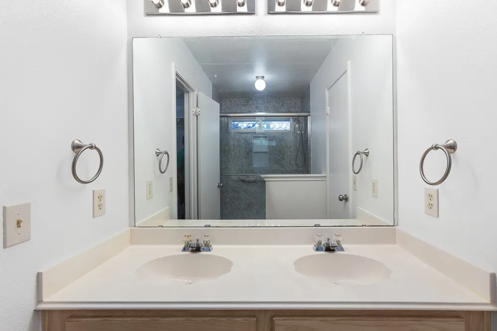 605 Clear Spring Lane Leander, TX 78641