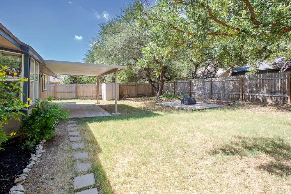605 Clear Spring Lane Leander, TX 78641