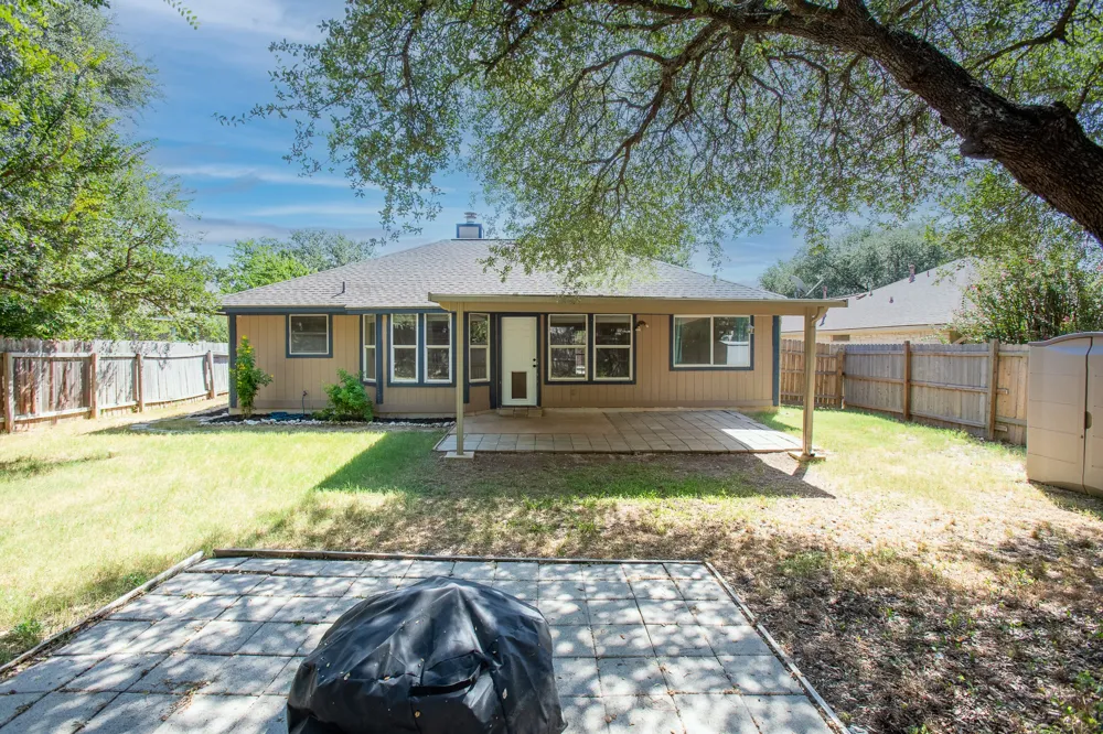 605 Clear Spring Lane Leander, TX 78641