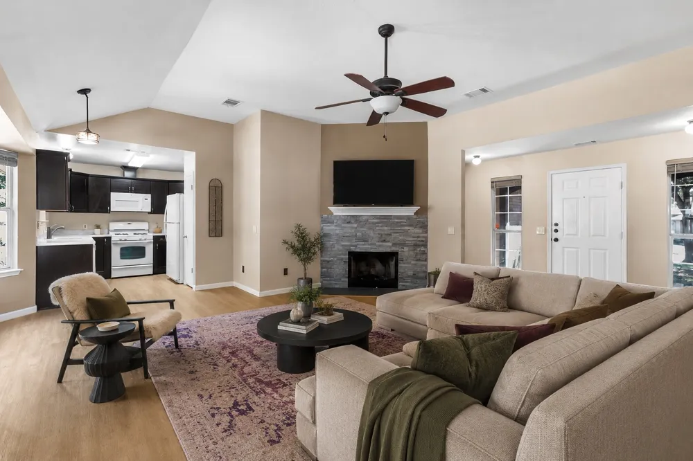 605 Clear Spring Lane Leander, TX 78641